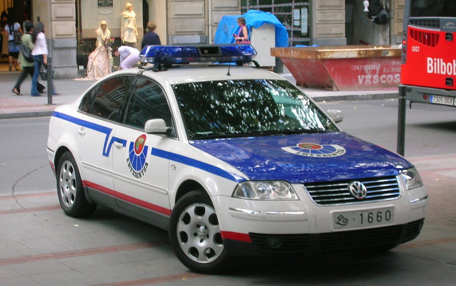 Basque Police Arrest 20-Year-Old Caught in Act of Street Sexual Assault in Getxo