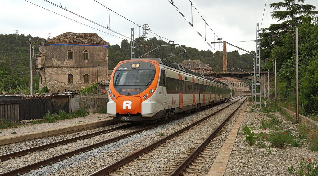 320 Renfe Trains Cancelled as Spanish Rail Workers Strike