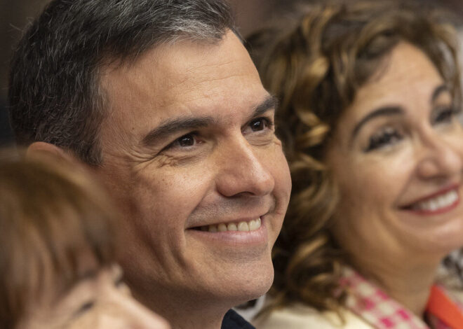 Sánchez Turns PSOE Federal Committee into Unity Rally Against García-Page