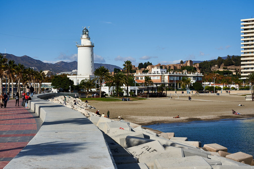 Woman Beaten Unconscious in Málaga After Refusing Kiss from Moroccan Man