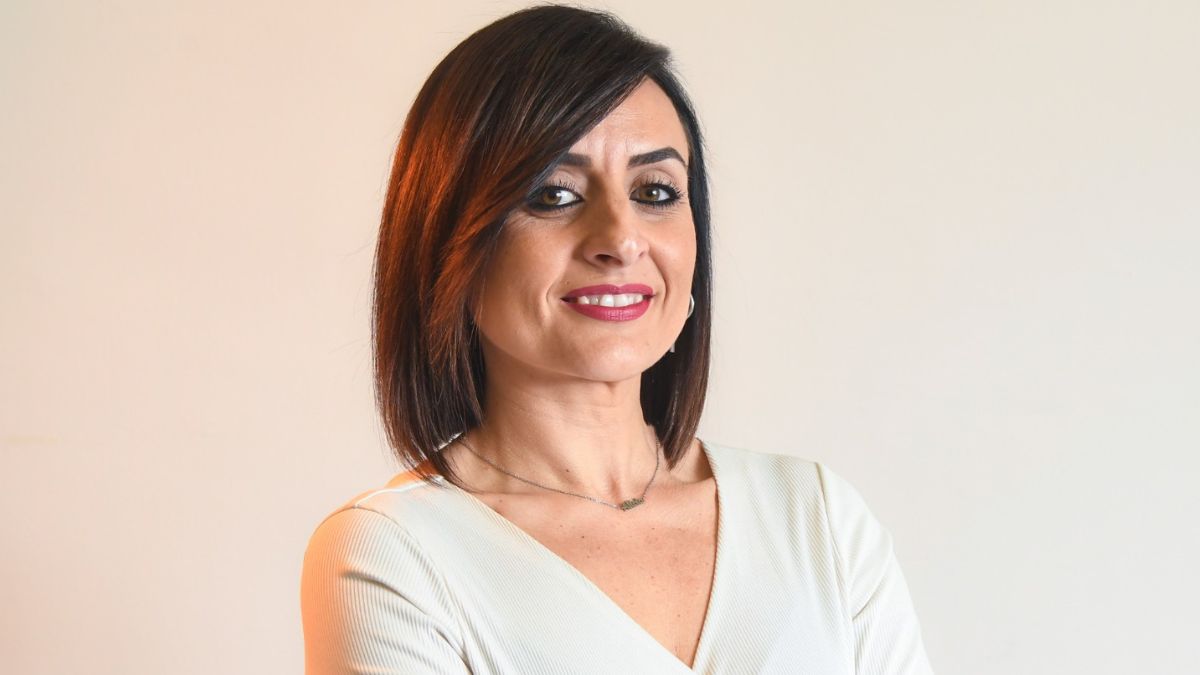 Vox Councilor and Partner Assaulted by Dozens of Arab Immigrants in Terrassa