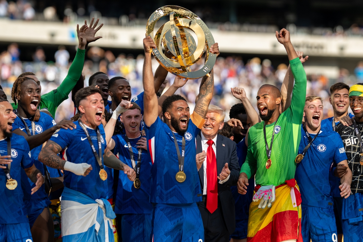 Spain’s Tax Agency Cracks Down On Undeclared Profits From World Cup Sticker Resales