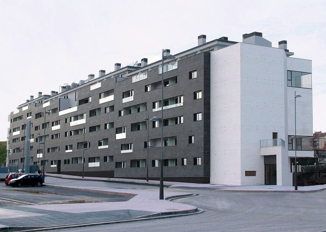 19-Year-Old Woman Illegally Occupies Public Housing in Cantabria, Claims She Paid €1,200 in Scam