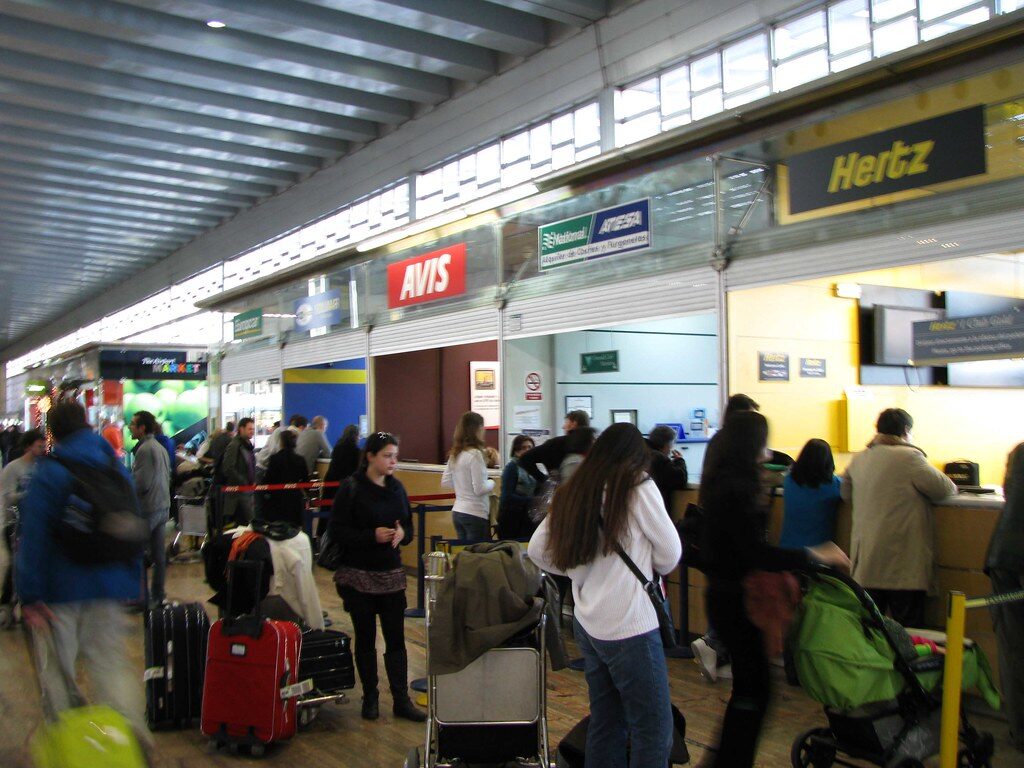 Man Arrested at Barcelona Airport After Shouting ‘Allahu Akbar’, Throwing Backpack