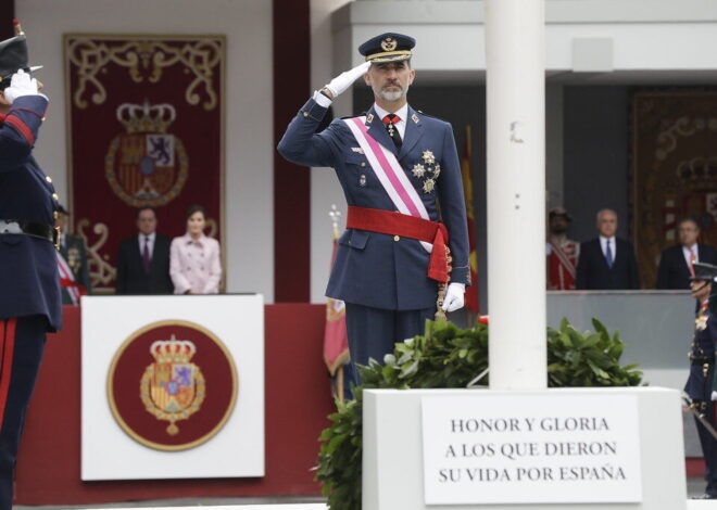 Spanish Flag Slips From Mast During National Anthem At Armed Forces Day Parade